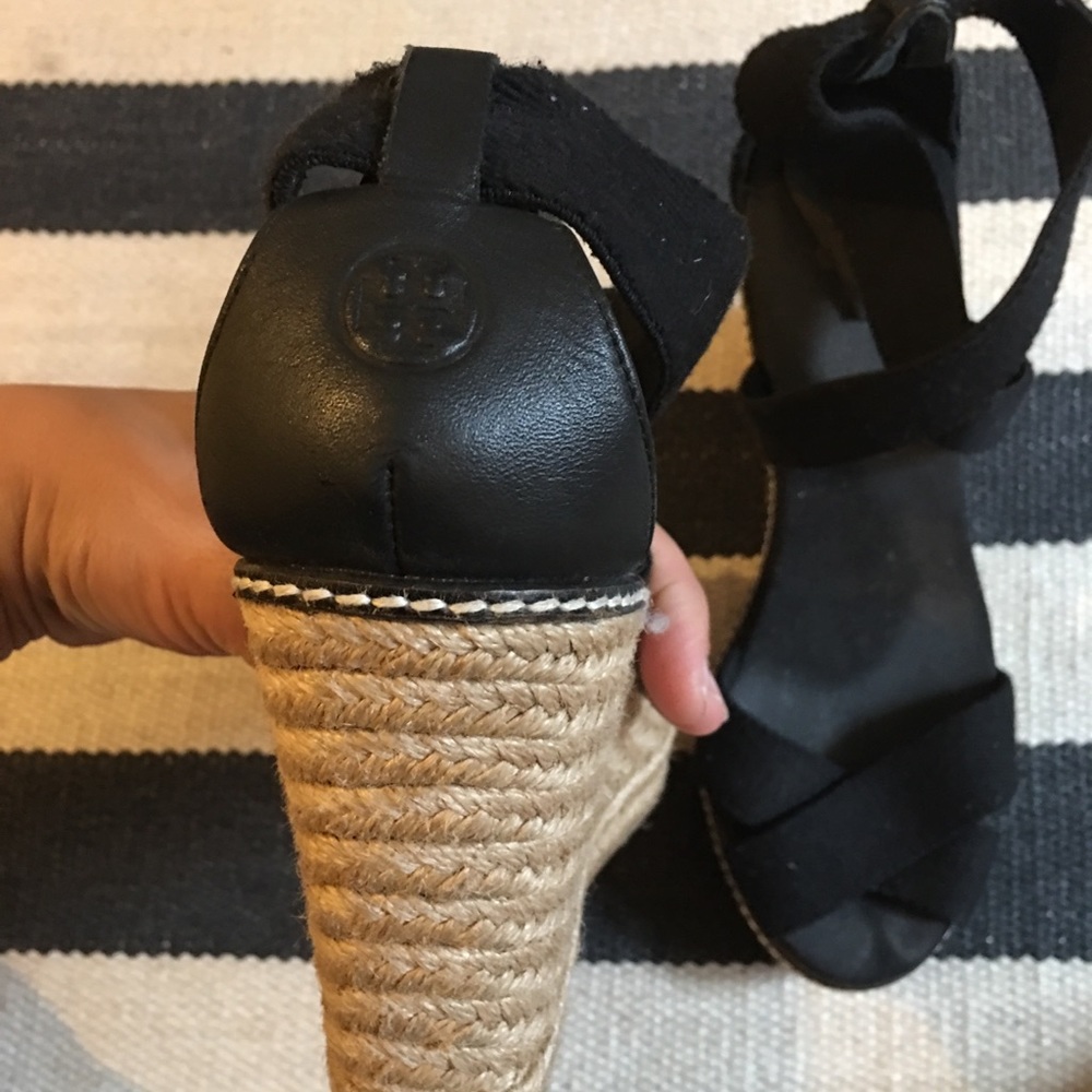 Great condition Tory Burch